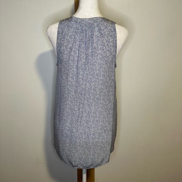 Joie light blue & white dot print silk tank top size XS - Picture 4 of 11